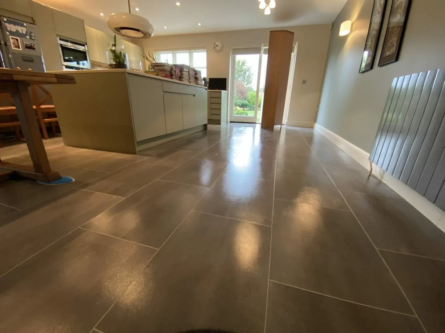 Cleaning of LVT flooring that shows unwanted lines.