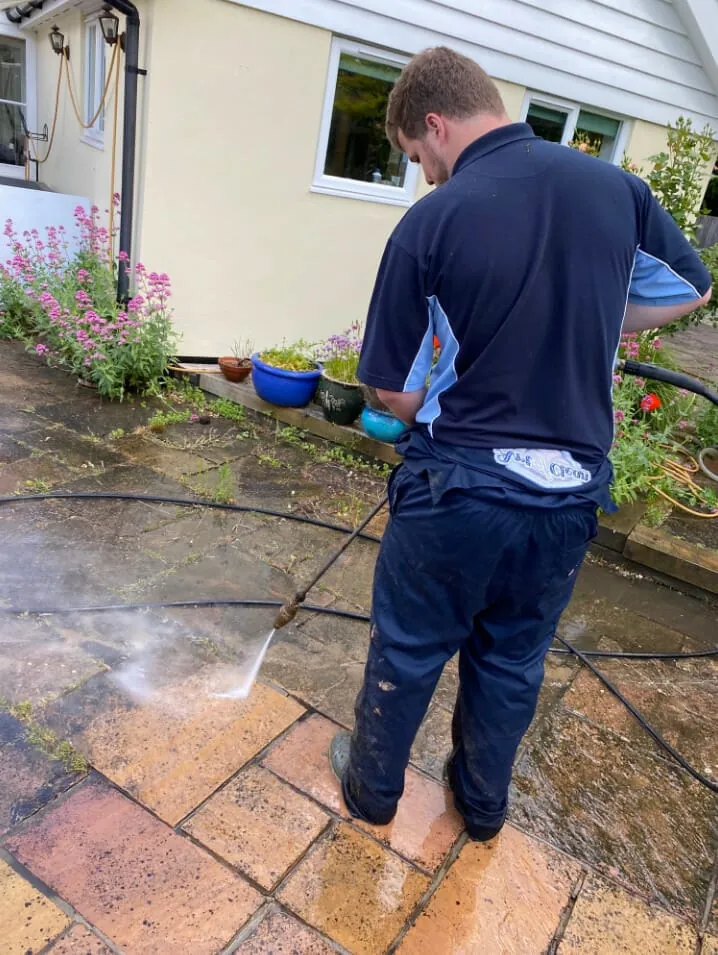 How to remove green Algae from patios